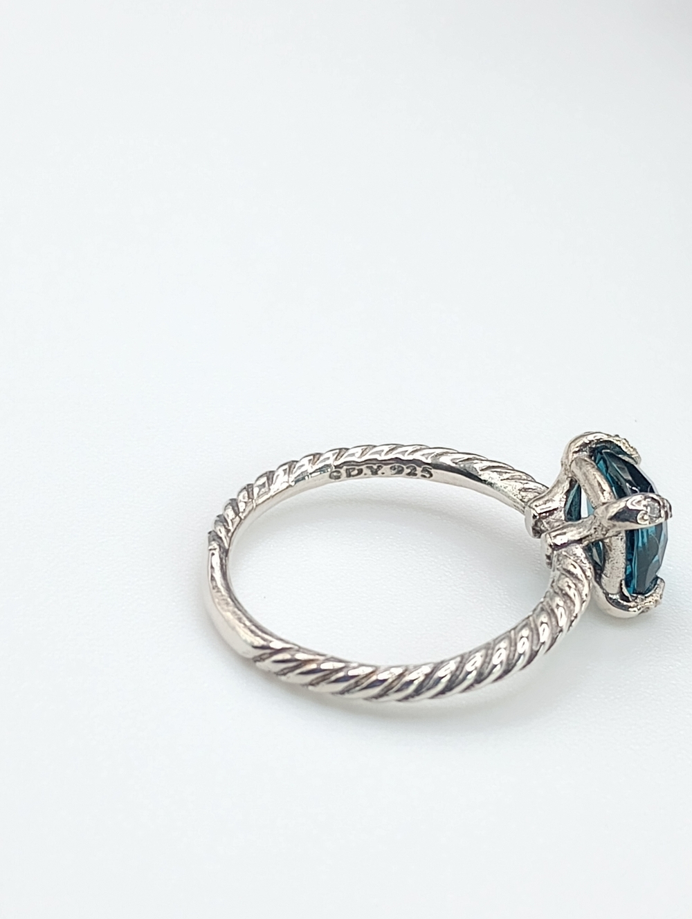 David Yurman Chantelaline with Diamonds 8 mm Ring - Picture 9 of 15